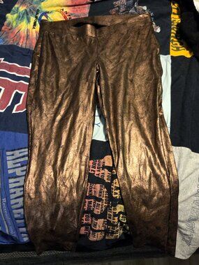 NWOT TORRID Metallic Leggings Size 2